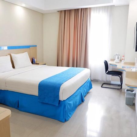 Hotel Brothers Biru Solo Baru Extérieur photo