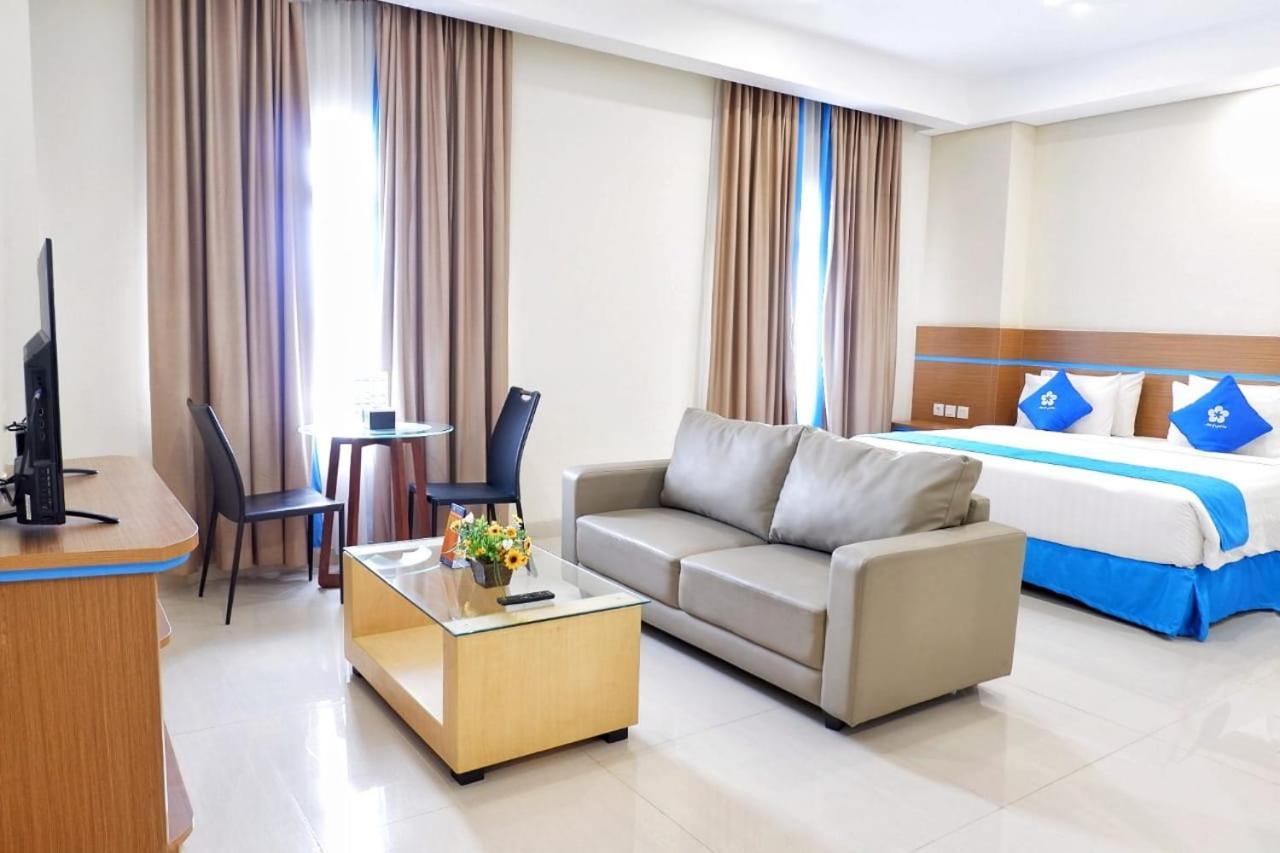 Hotel Brothers Biru Solo Baru Extérieur photo