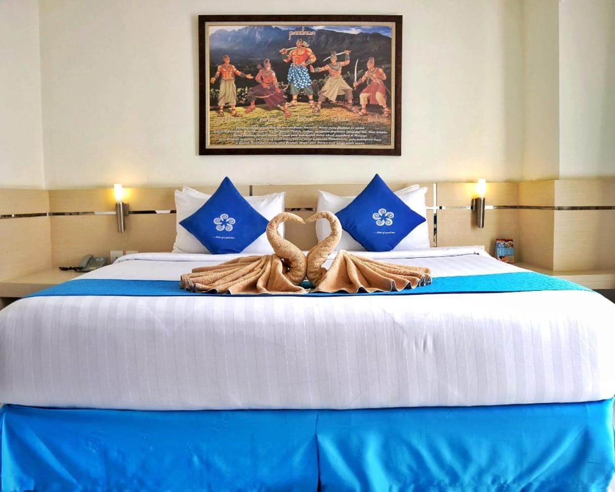 Hotel Brothers Biru Solo Baru Extérieur photo