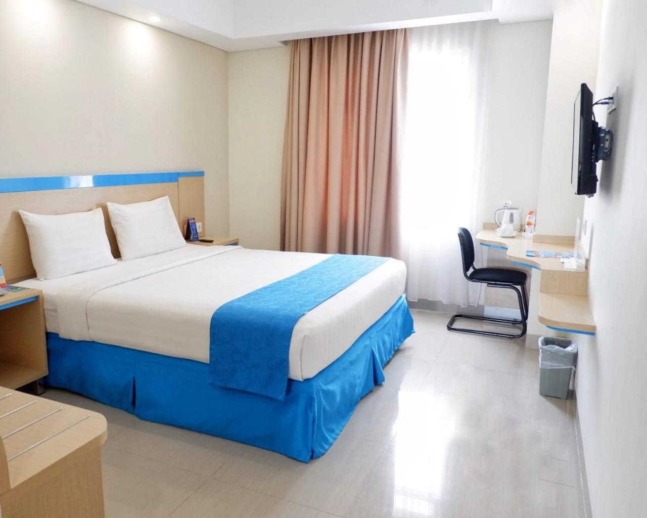 Hotel Brothers Biru Solo Baru Extérieur photo