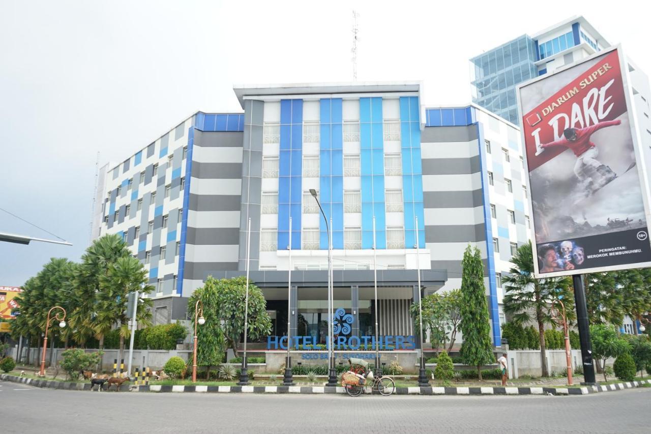 Hotel Brothers Biru Solo Baru Extérieur photo